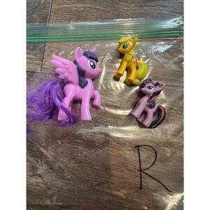 My Little‎ Pony Figures Twilight Sparkle Applejack Fluttershy Lot